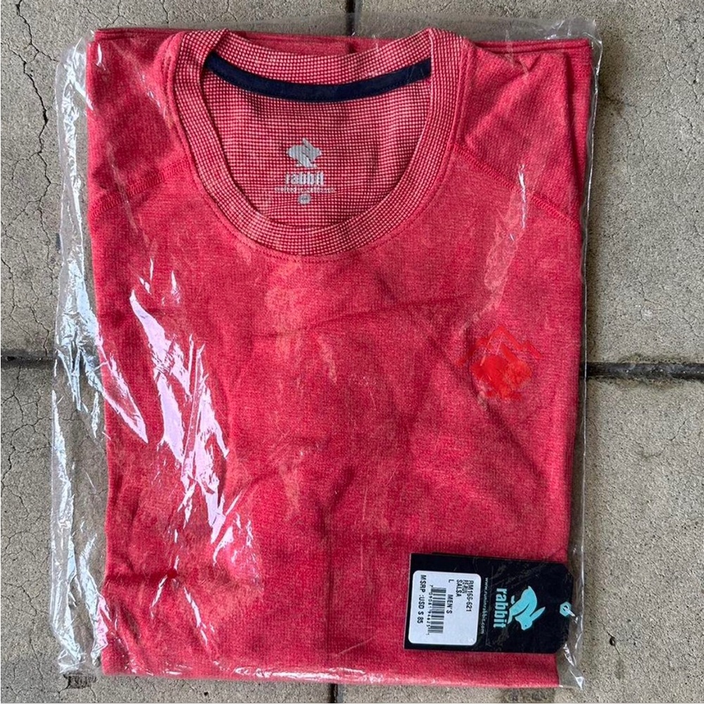 Brand new in bag with tag Run in Rabbit Long Sleeve Shirt. Large